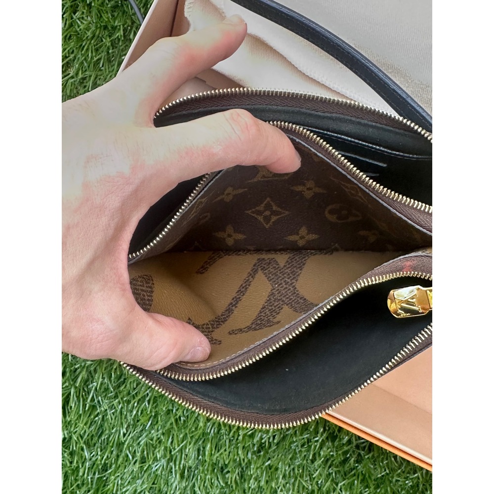 Louis Vuitton Double Zip Pochette Monogram Giant Reverse Canvas Crossbody Bag - Picture 4 of 11